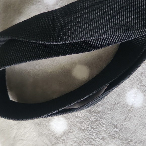 Roots Crossbody Bag  - Long drop - Picture 8 of 10